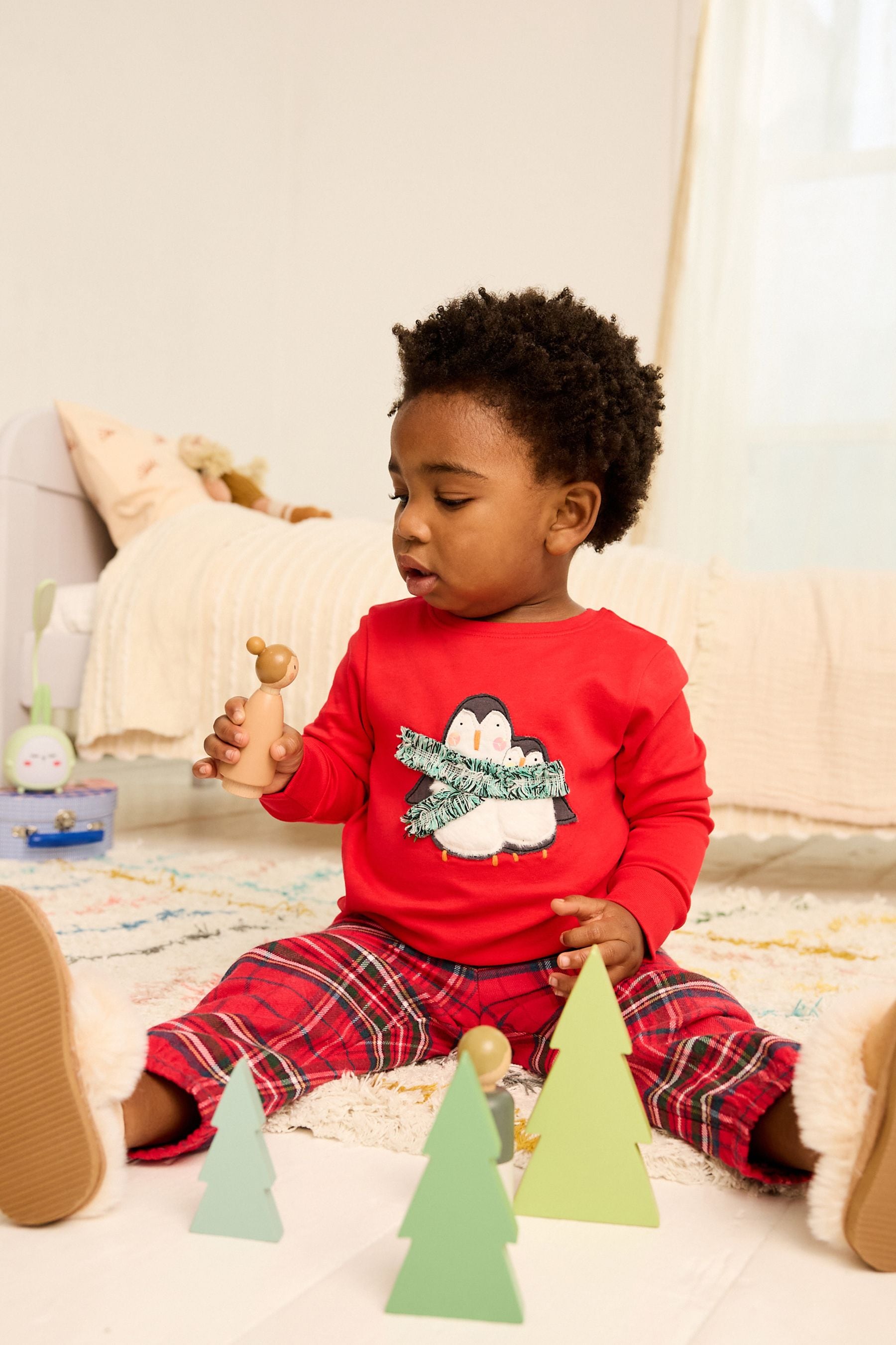 Red Penguin Christmas Pyjamas (9mths-12yrs)