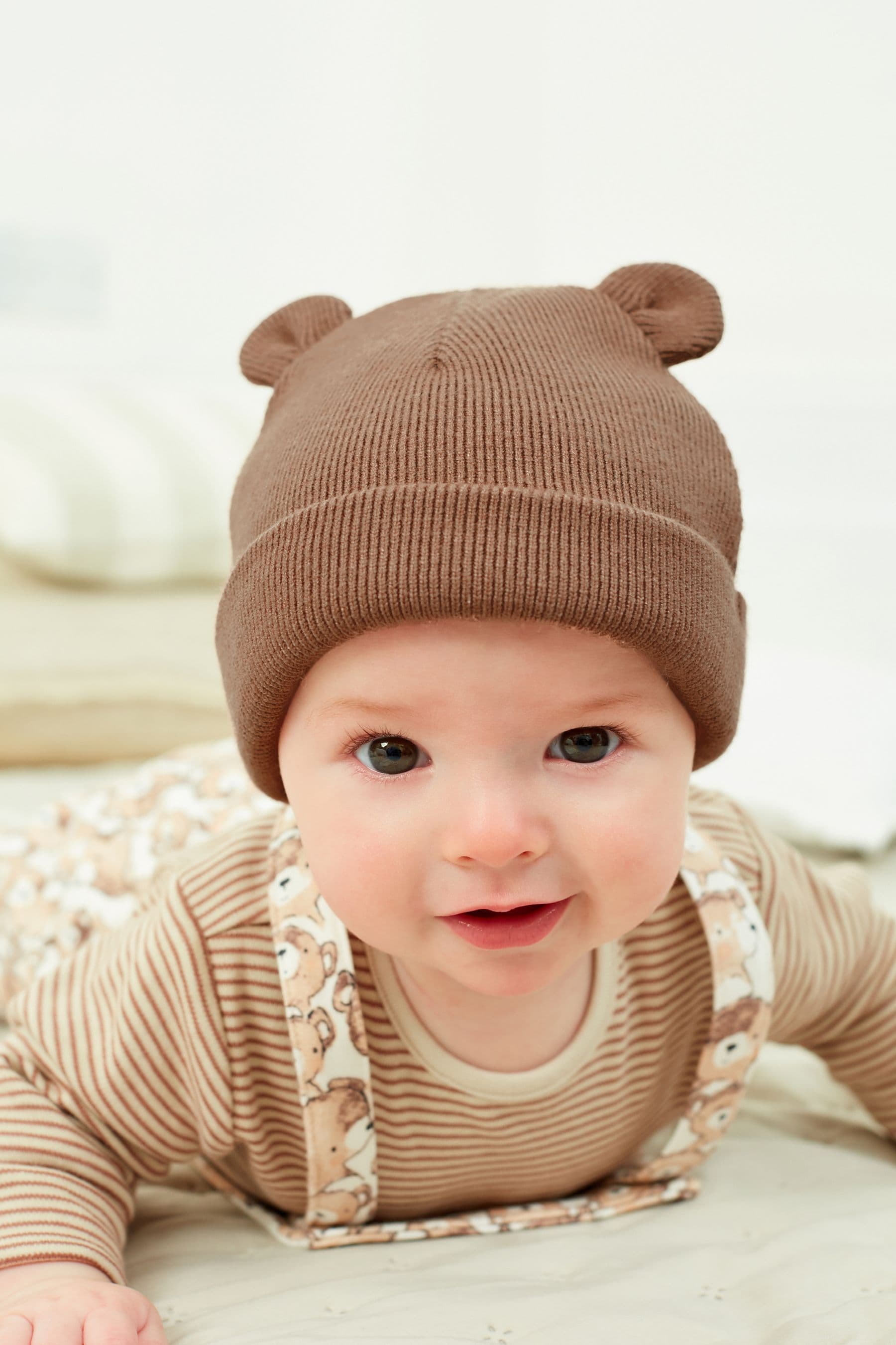 Chocolate Brown and Charcoal Grey 2 Pack Baby Knitted Beanie Hats (0mths-2yrs)