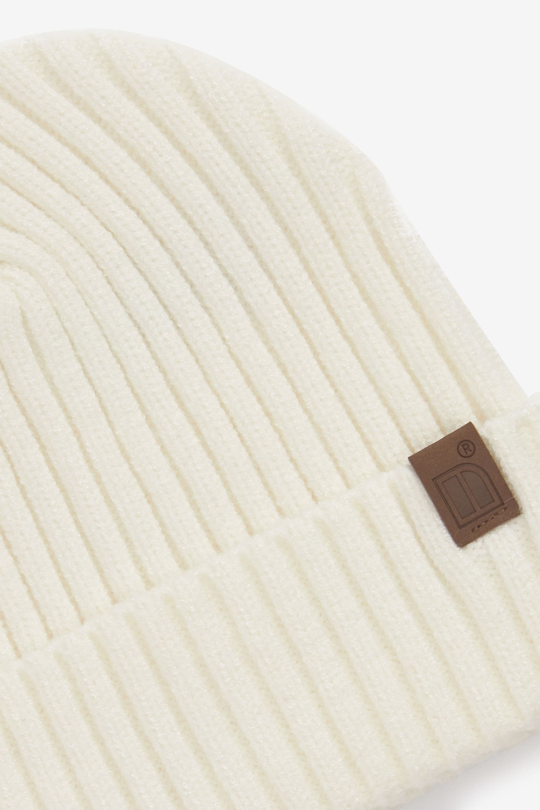 White Knitted Rib Beanie (1-16yrs)