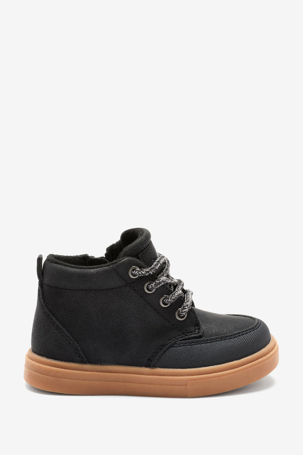 Black Warm Lined Chukka Boots