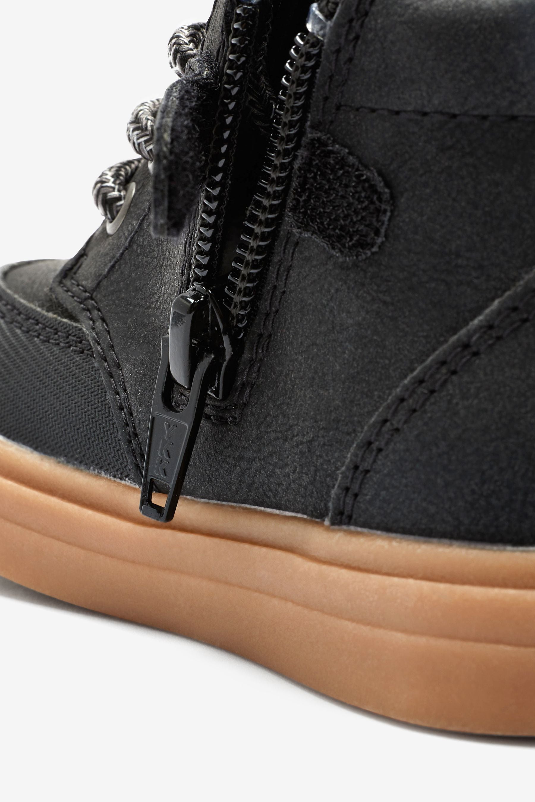 Black Warm Lined Chukka Boots