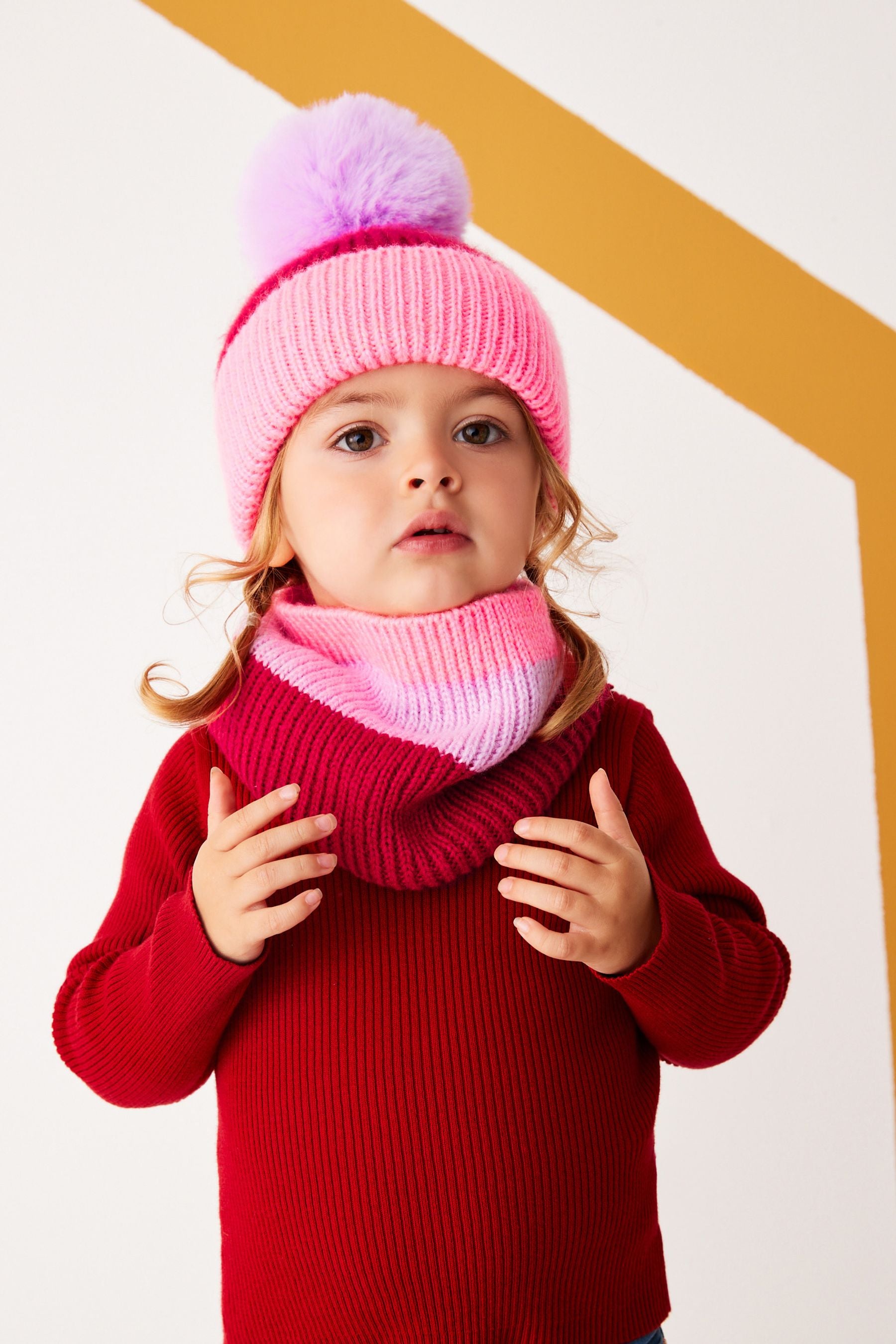 Pink/Red 2 Piece Colourblock Hat And Snood Set (3mths-13yrs)