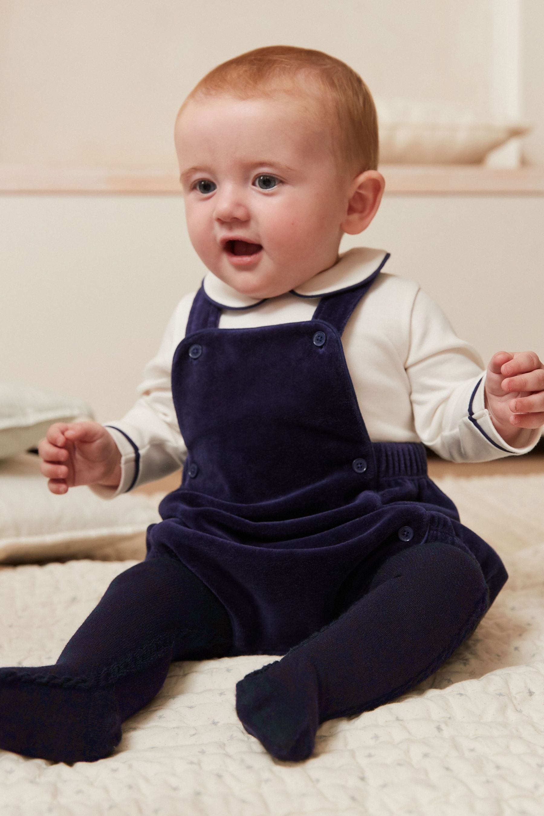 Navy blue Velour Three Piece Smart Romper Bodysuit And Tight Set (0mths-2yrs)