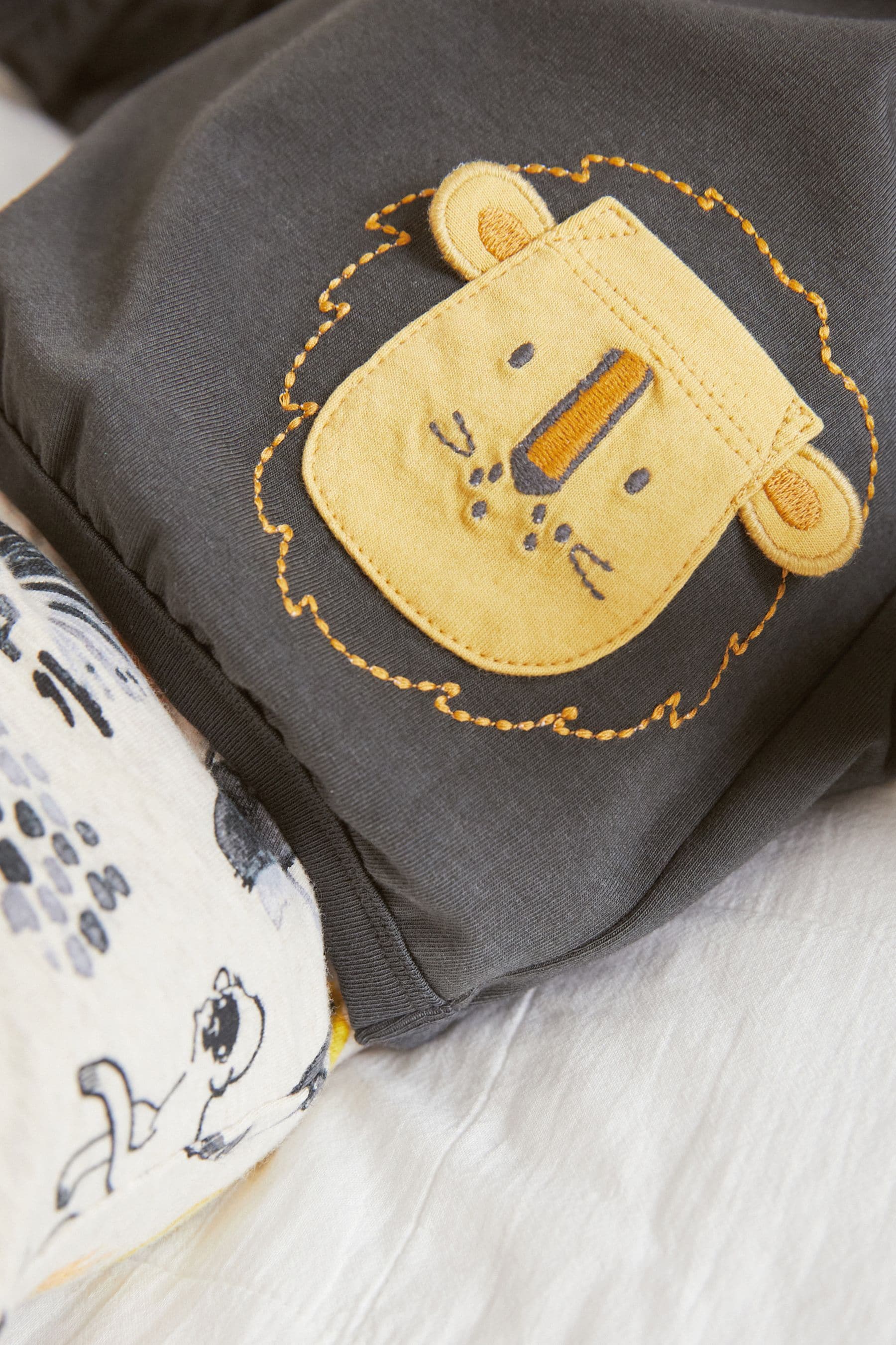 Grey Mono Lion Oversized T-Shirt And Leggings Baby Set