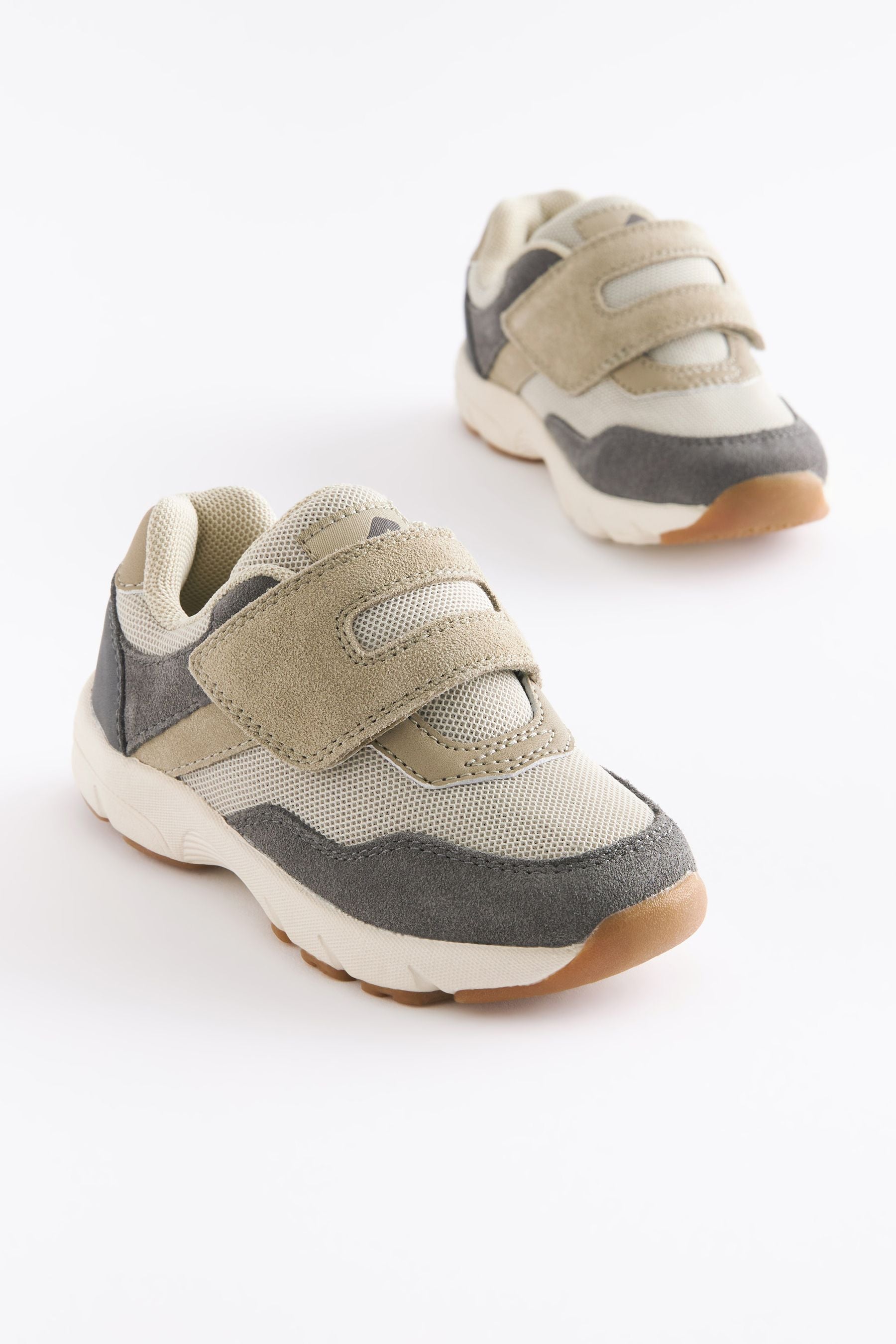 Cream & Grey One Strap Touch Fastening Trainers