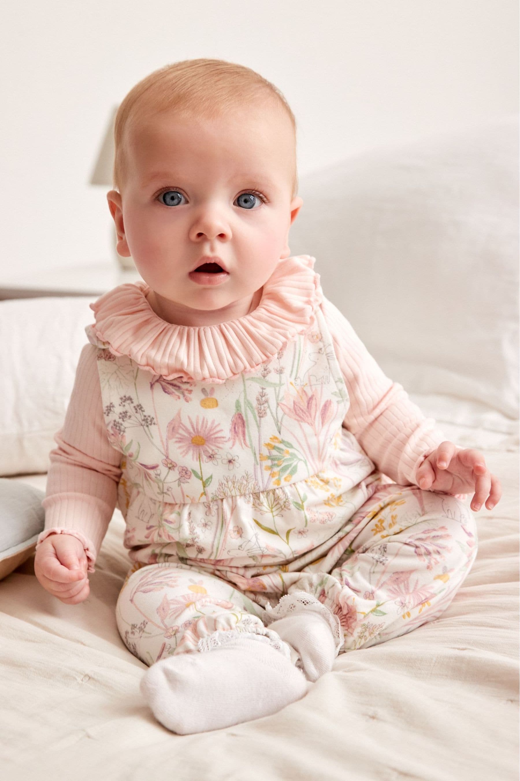 Cream Floral Jersey Baby Dungarees (0mths-3yrs)