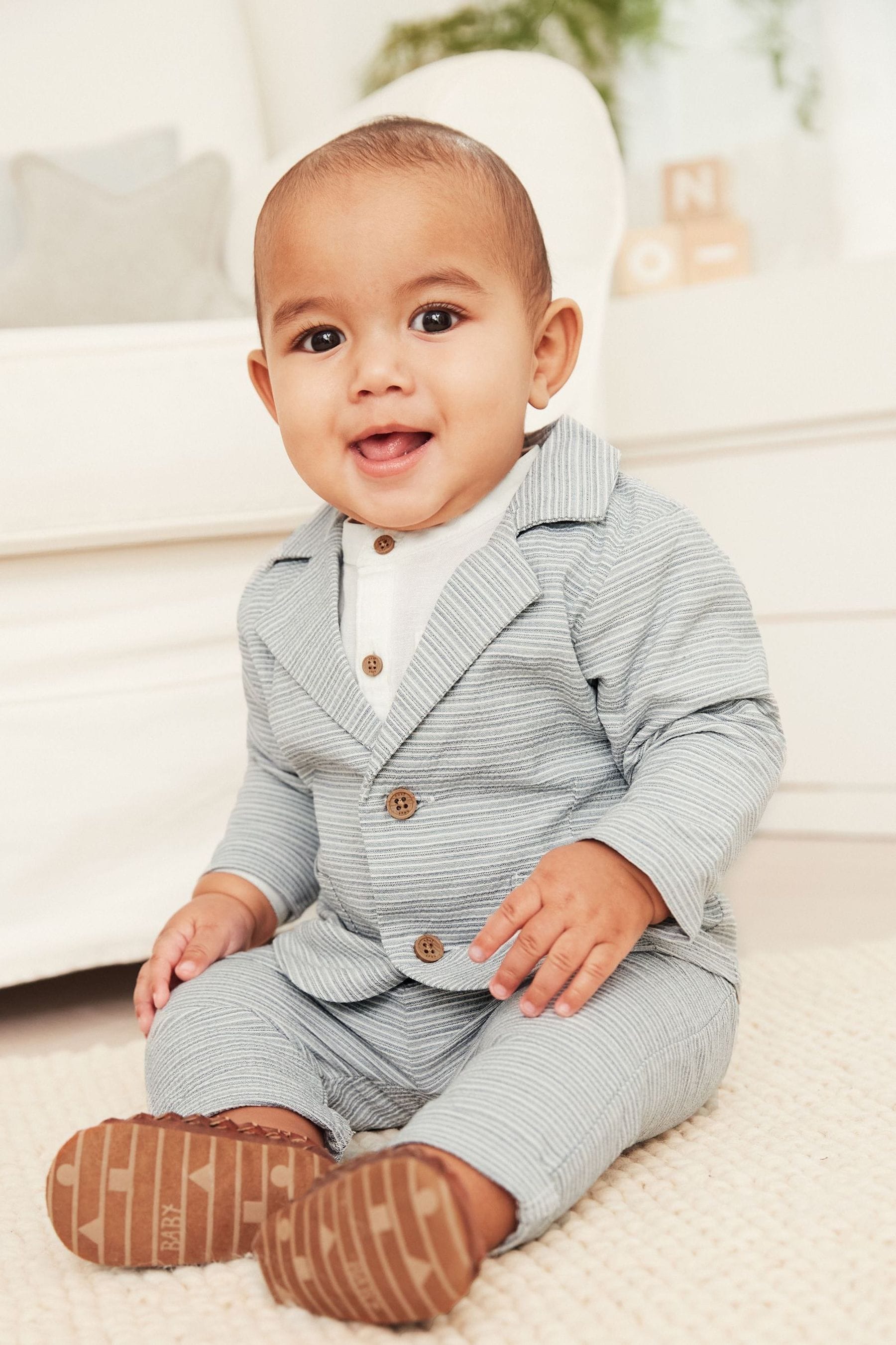 Blue Smart 3 piece baby Occasion Woven Suit Set (0mths-2yrs)