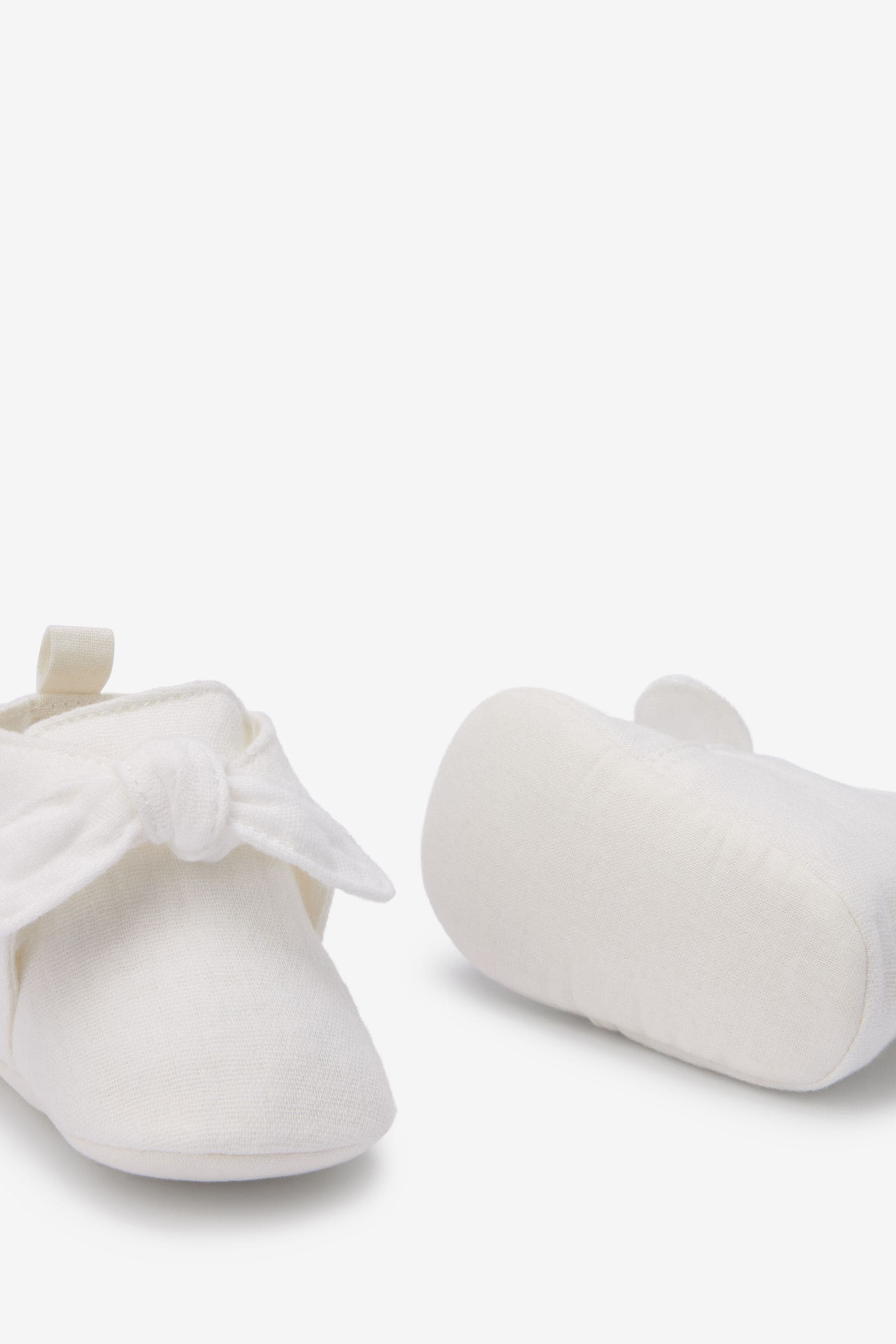 White Bootie Baby Shoes (0-18mths)