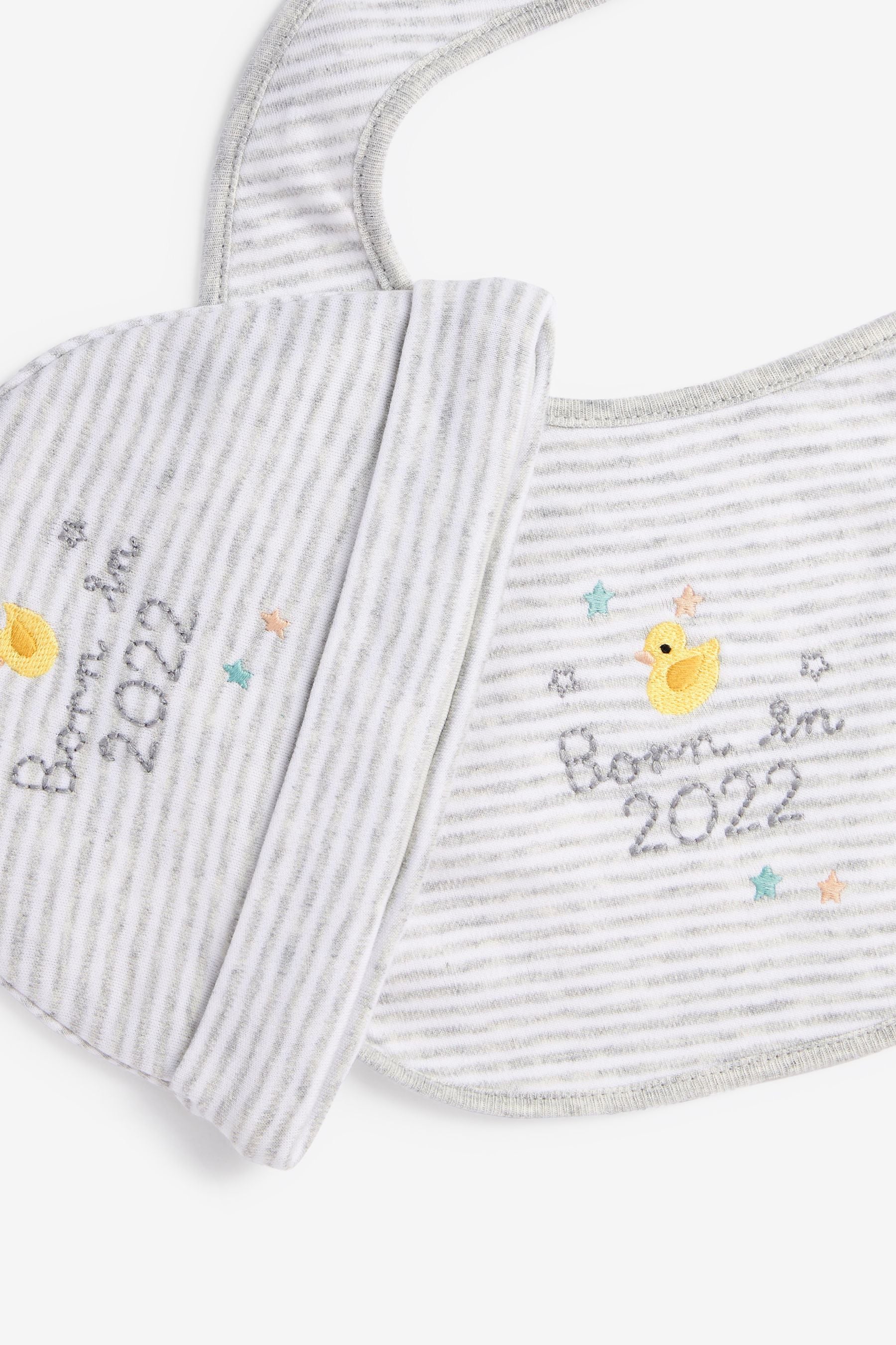 Grey Born in Baby Hat And Bib Set (0-6mths)